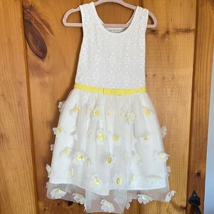 Little girl yellow dress